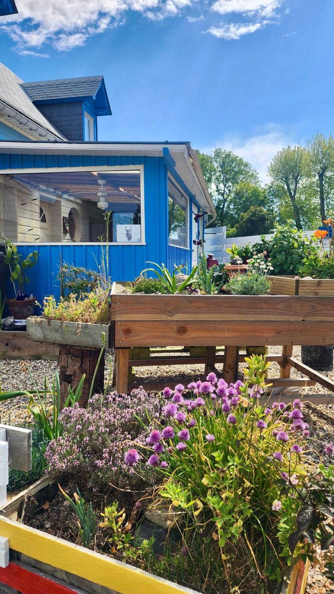 La Petite Maison En Bois Bleue Quiberville Exterior photo